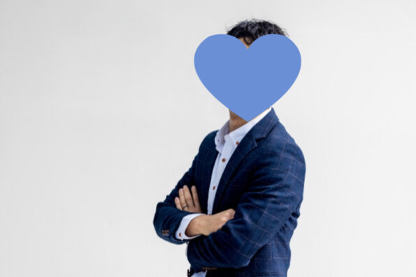 浜松市の40代男性（製造業）が11ヶ月で成婚退会された際の記念写真｜浜松湖西婚活サービス結い